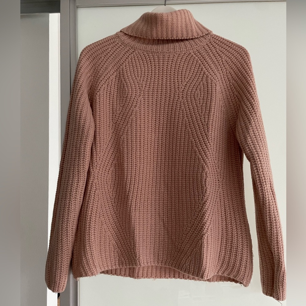 Loved, in Great Condition, Urban Heritage Pink Knitted Turtleneck Sweater Size M